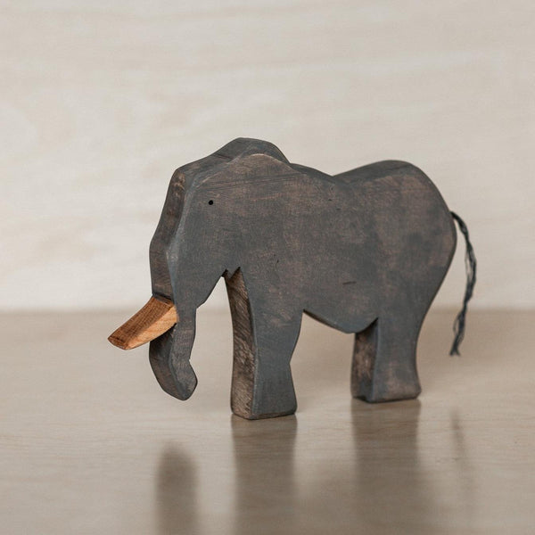 Edmund The Elephant-Wood toy-The Woodlands-Mili & Lilies