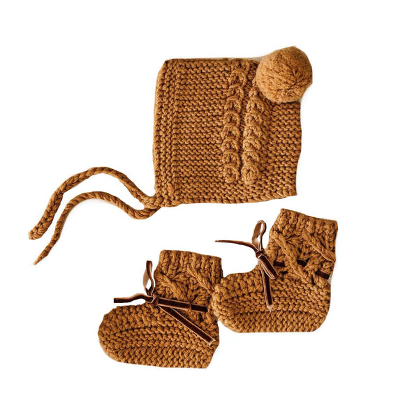Merino Wool Bonnet & Booties - Bronze-BONNET & BOOTIES-SNUGGLE HUNNY-Mili & Lilies